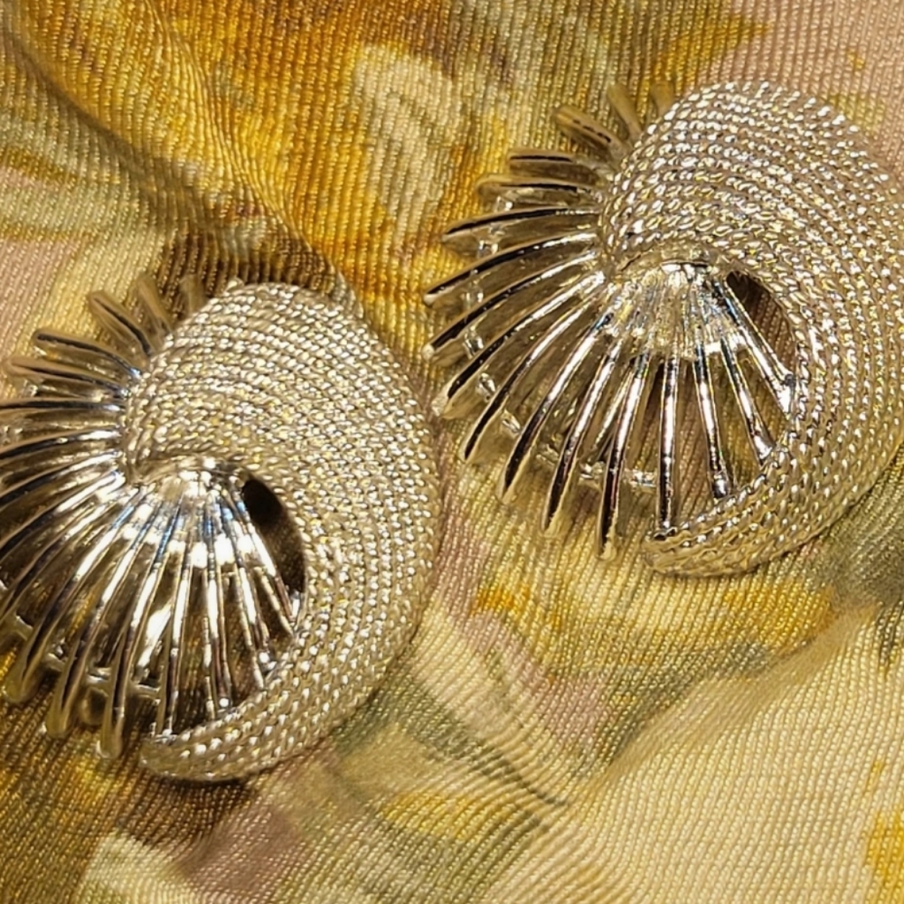 Vintage Sarah Coventry Earrings